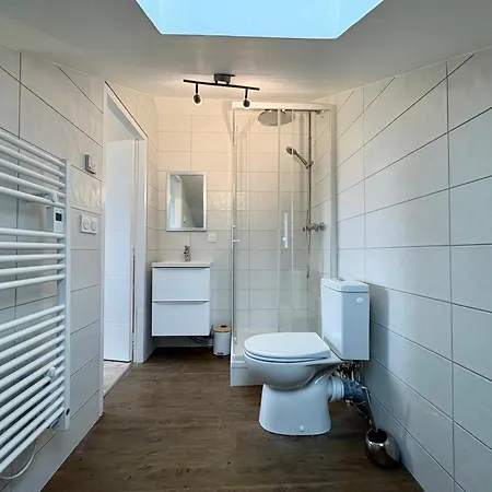 Сasa de vacaciones La Pallud Maison 14p Clim Wifi Jard Saint-Pierre-dʼAlbigny